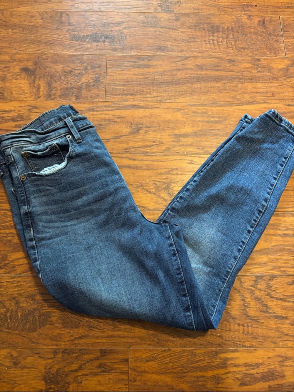 Lucky Brand Women's Medium Blue Skinny Jeans